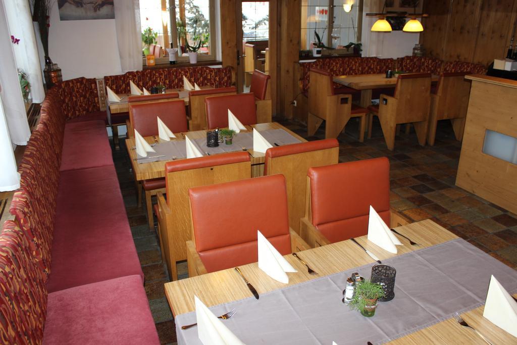 Ristorante Pizzeria Pension Taormina Roßhaupten エクステリア 写真