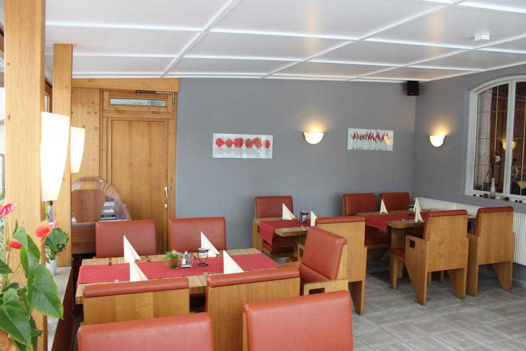 Ristorante Pizzeria Pension Taormina Roßhaupten エクステリア 写真